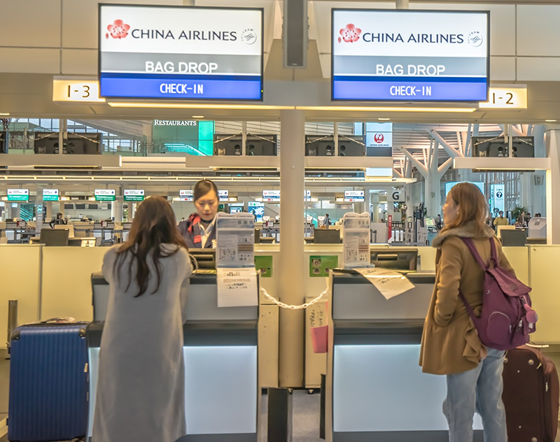 quay_check-in_China_Airlines_1